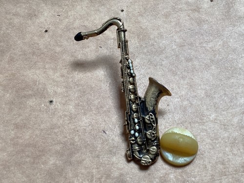 Pins saxophone tenor signe - pins,