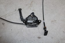 Mazda MPV CD Exclusive 7 Année 04 Verrou De Capot Avec Câble