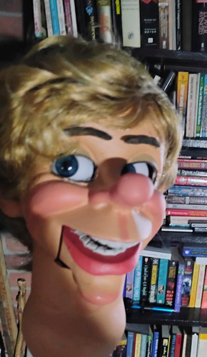 Pro style ventriloquist - pro,