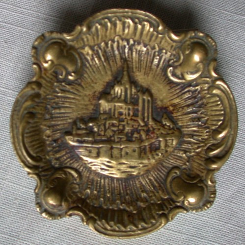 Old empty pocket bronze