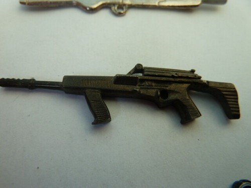 Pin armee fusil - pin's,