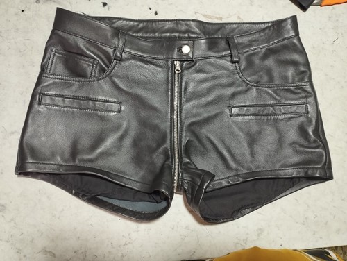 Nouveau short cuir noir - short,