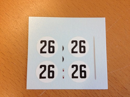 Decal decalcomanie aston - 1/32,