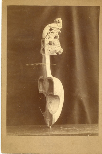 Ancienne guitare népalaise