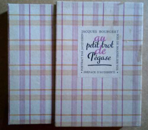 Petit trot pégase - au, de