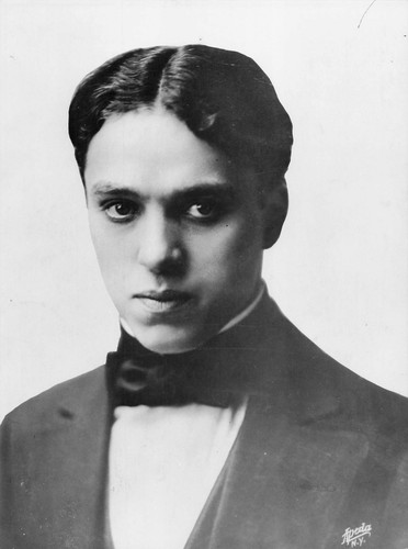 Charlie chaplin photo - chaplin,