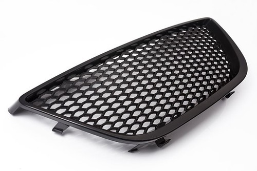 Calandre grille noir - grille, nid