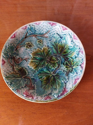 Assiette barbotine xix - xix, eme