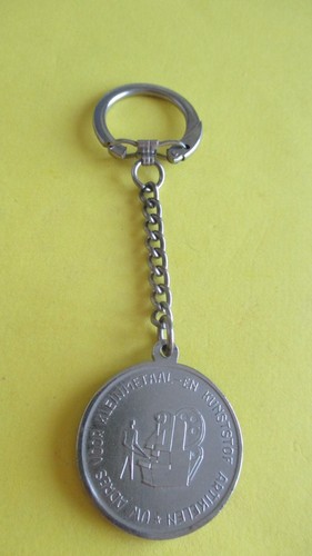 Porte clé marteau - clé, ferd