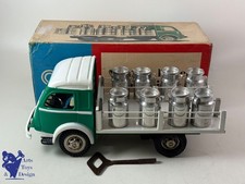 JOUET ANCIEN CIJ 6/27 RENAULT 2.5T LAITIER MECANIQUE  1960 34CM