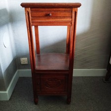 Table chevet de nuit ancienne