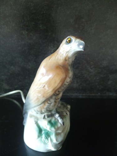 Capodimonte aigle sujet en - sujet,