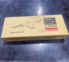 Ponceuse à bande Makita 9032