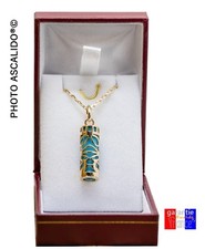 Pendentif amulette porte