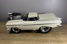 Vintage Muscle Machines White 1959 Chevrolet El Camino 1:18 Scale Diecast Car