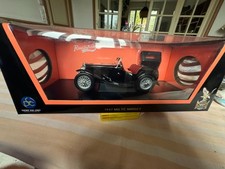 1/18°ROAD SIGNATURE 1947 MG