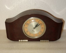 ANCIEN ET IMPORTANT REVEIL EN