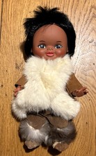 Poupée inuite canadienne