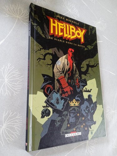 Hellboy hardcover delcourt - hellboy,