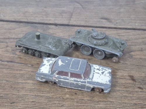 Lot épave dinky toys - de, 3