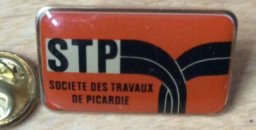 Pin lapel pins grue engins - ,