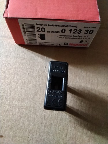 Porte fusible legrand - porte,