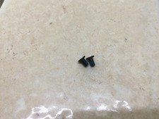 Visserie sous lecteur graveur