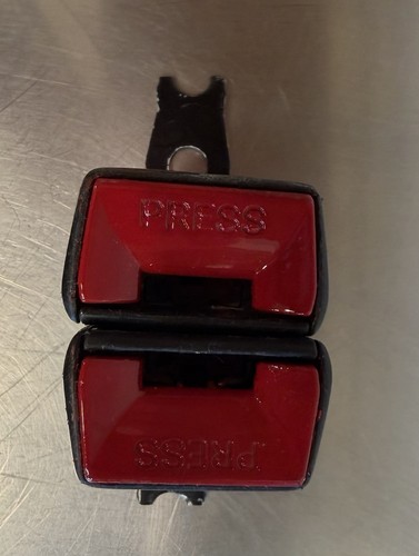 Mercedes rear seat belt - rear,