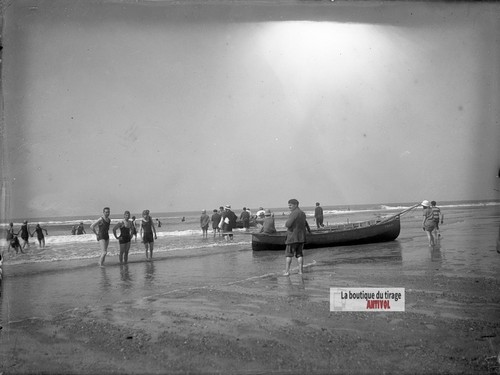 Baigneurs barque sur une - et,