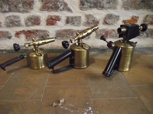 Lampe a souder - /, ancienne