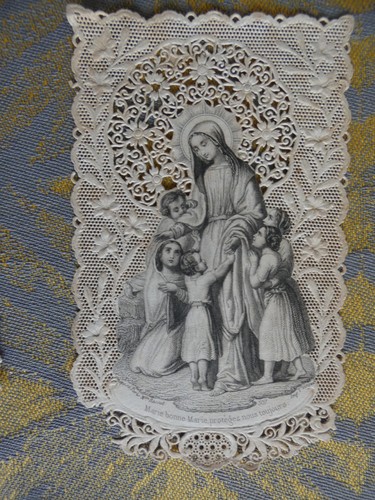 Image pieuse canivet dentelle