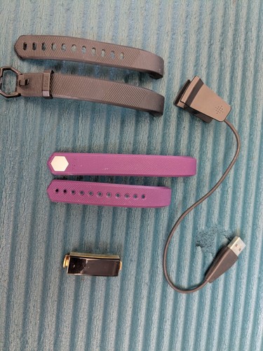 Lot bracelets noir - bracelets, violet