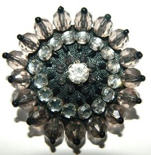 jolie broche vintage