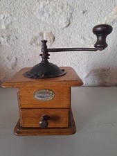 ANCIEN MOULIN À CAFÉ MANUEL