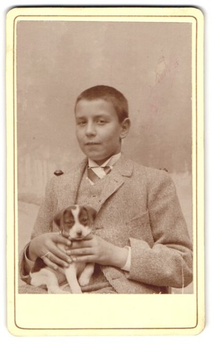 Photographie gars avec - , chiot
