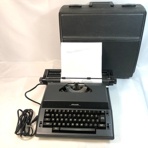 Machine écrire olivetti - machine, à