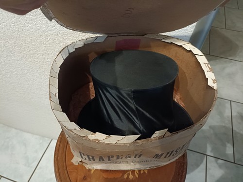 Chapeau musnier haut forme - haut, de