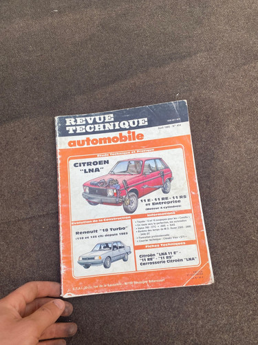 Revue technique automobile