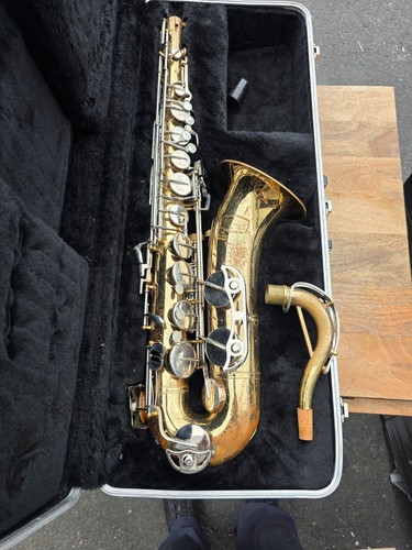 Bundy tenor saxophone - bundy, ii