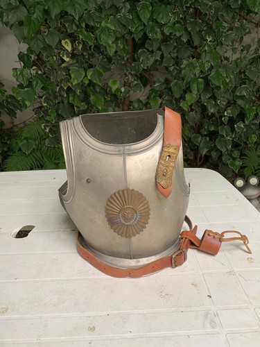 Ancienne cuirasse militaire - cuirasse,