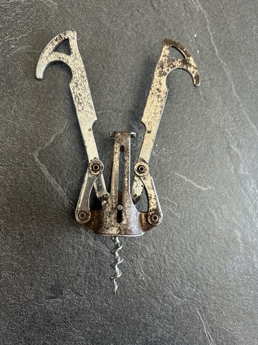 Tire bouchons anciens - bouchons,