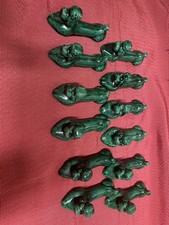 Suite de 12 porte-couteaux