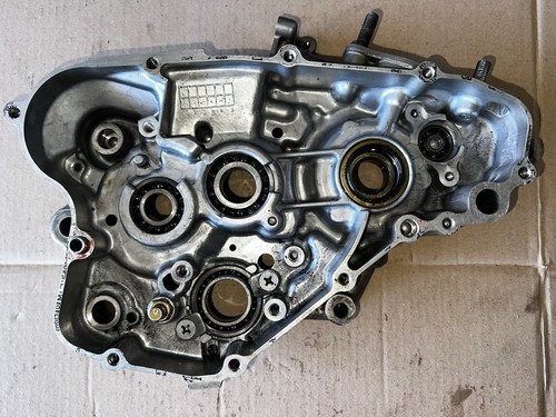 Carter moteur droit suzuki - carter,