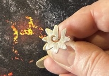 JOLIE BAGUE EN ARGENT