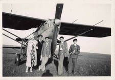 OLD PHOTOGRAPH 1935 AVIATION FESTIVAL SMALL GROUP AND PROPELLER PLANE