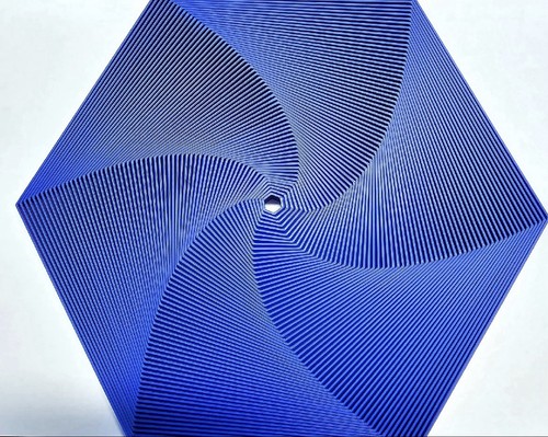 Enormous printed gyroid toy - 3d,