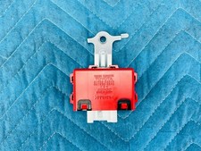 Lexus LX570 Land Cruiser Towing Converter Relay 81985-60030 2008-2020 OEM