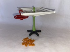 Playmobil clothes rack house garden laundry room