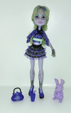 Poupée MONSTER HIGH  TWYLA