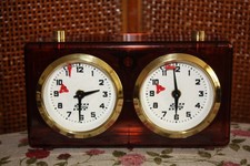 Pendule d'échecs mécanique